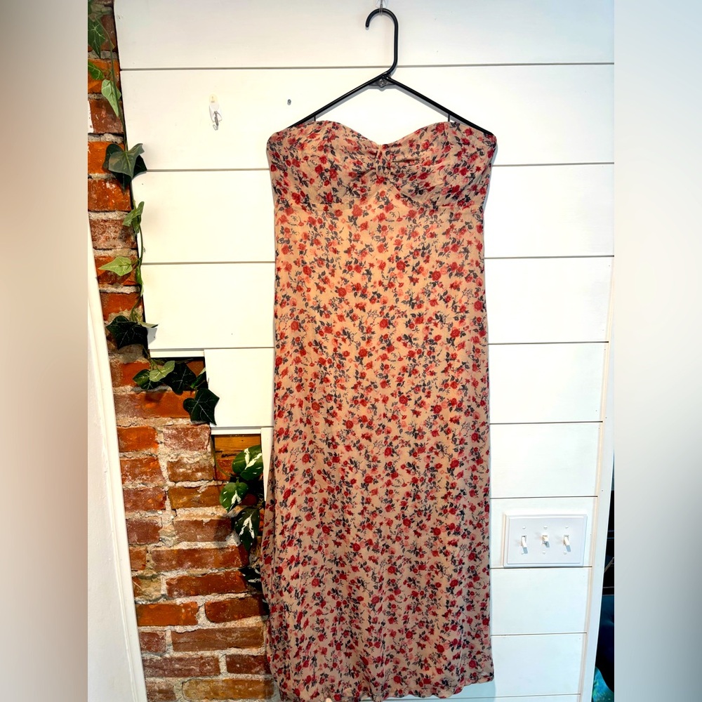 Size 12, Floral Maxi Dress by Sugar Free